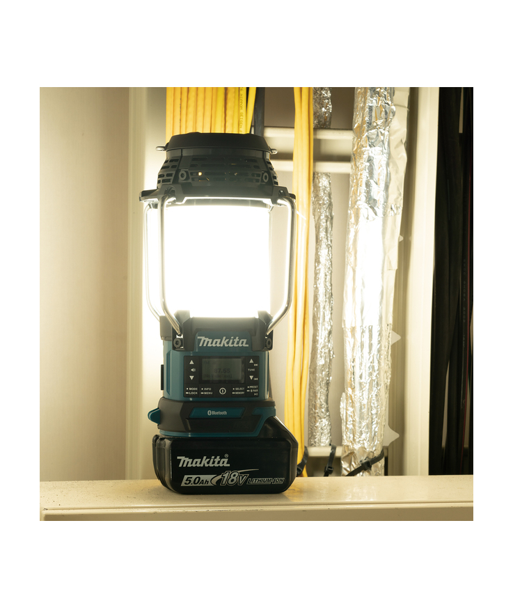 Lampa / Radio Makita DMR056