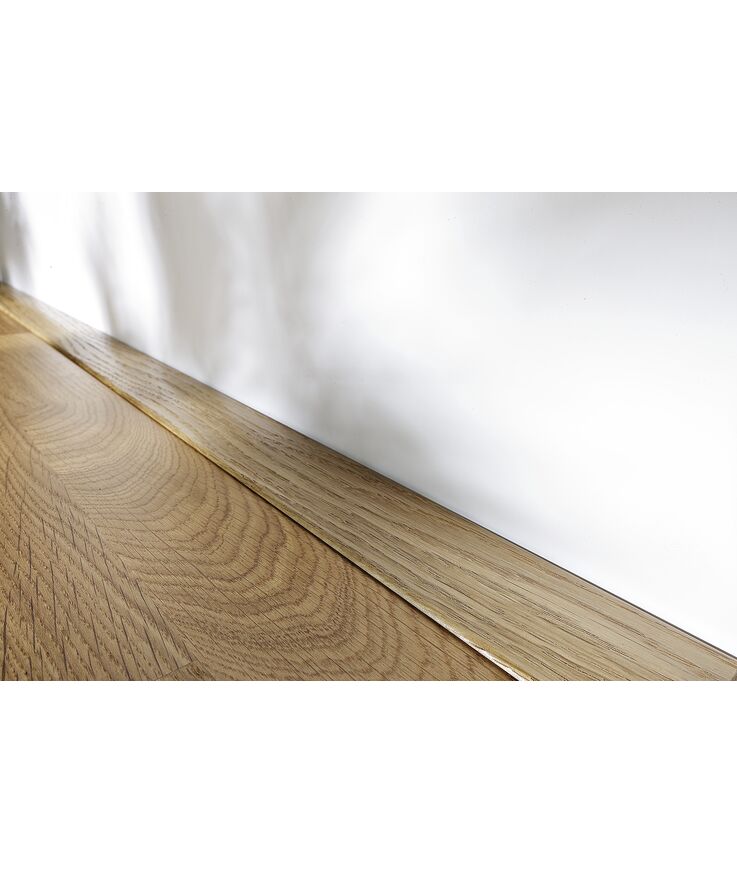 Avslutningslist ek massiv Lack 7mm 38x22x2400mm