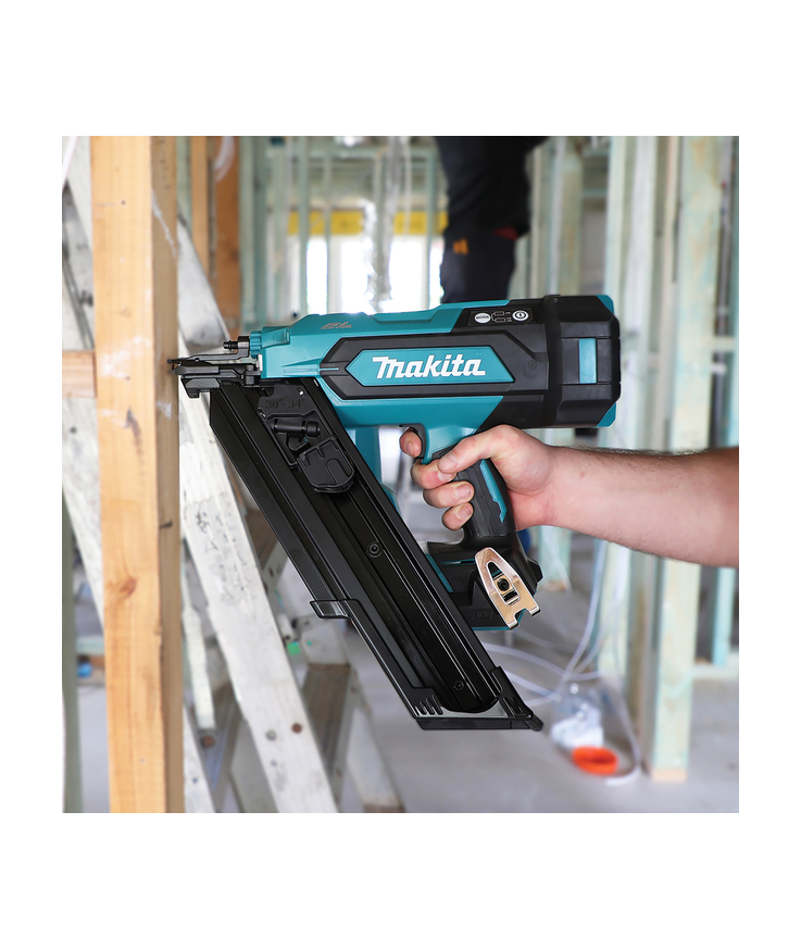 Spikpistol dbn900zk makita 18v Solo ink väska 34gr 90mm